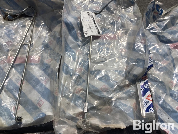 new-holland-35-image-3