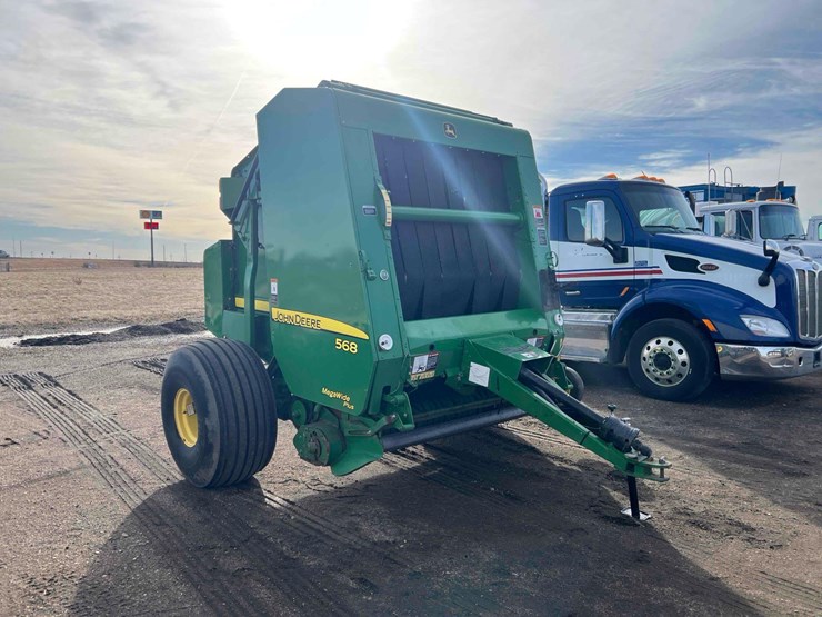 john-deere-568-image-3