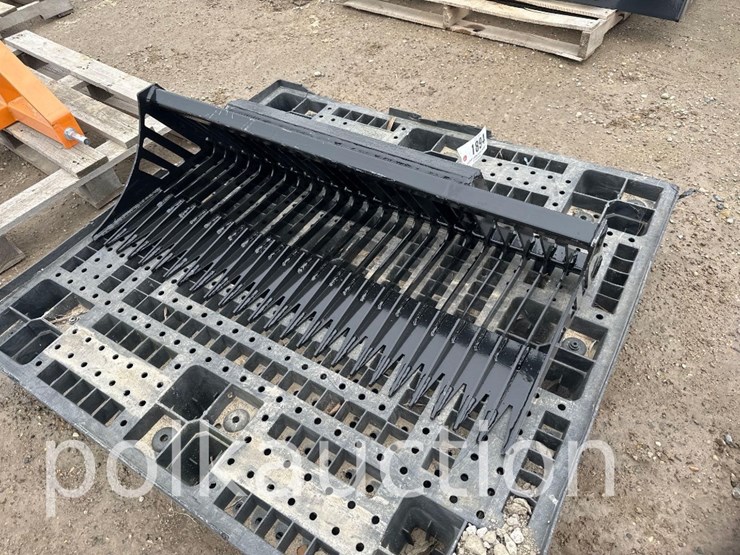 skid-steer-sliding-loader-sieve-shovel-image-1