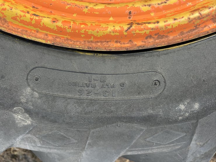 tractor-rims-and-tires-image-7