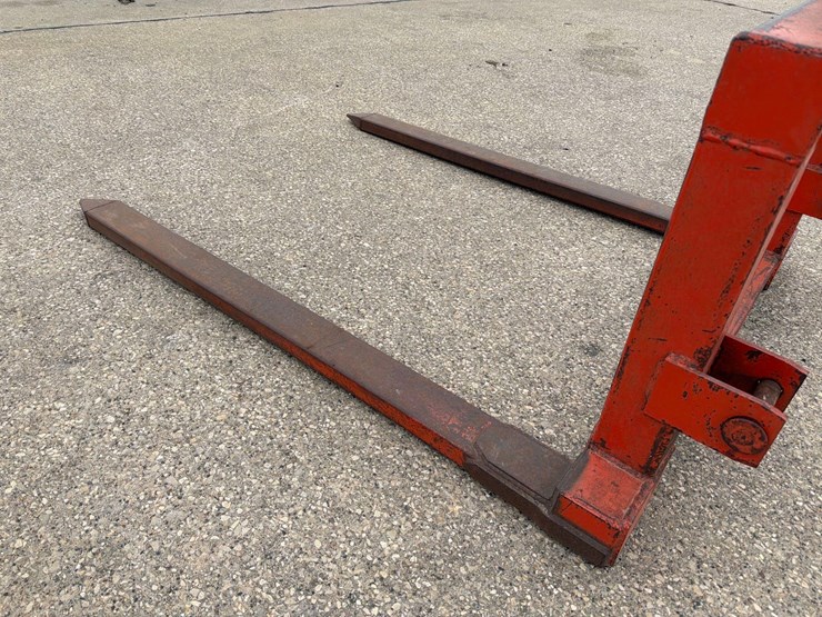 3pt-bale-fork-image-5