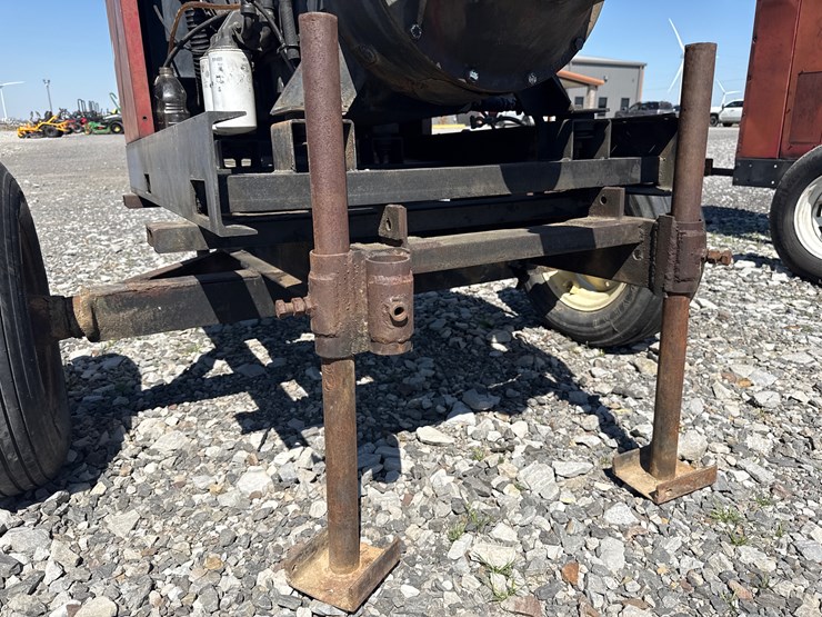 massey-ferguson-1006-image-23