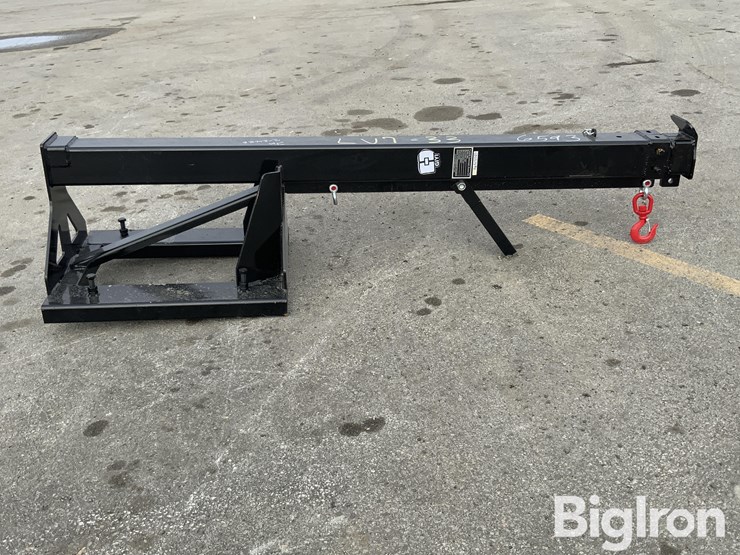 2025-massey-ferguson-730-image-8