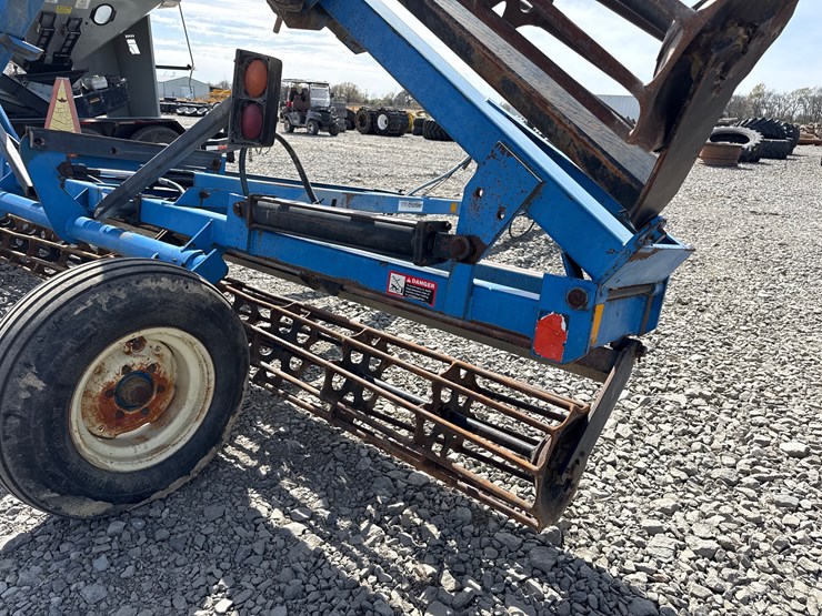 5351-dmi-crumbler-image-5