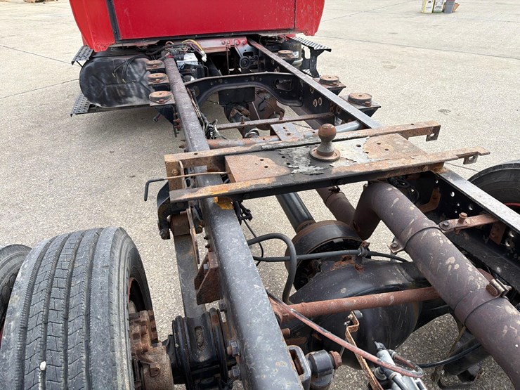 2014-international-4000-image-9