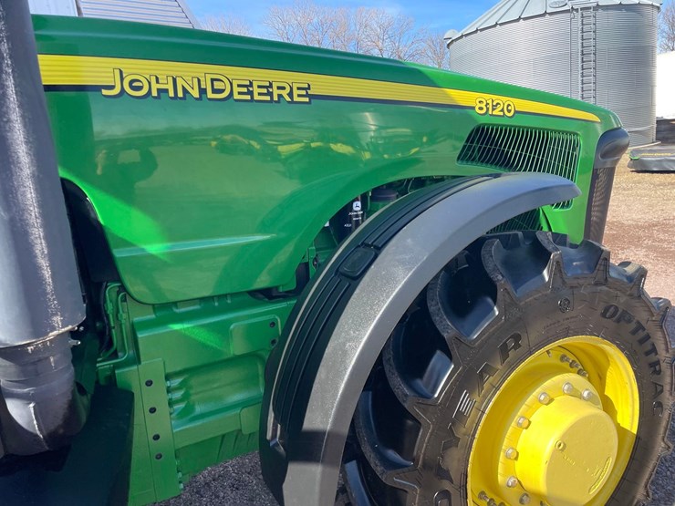 2004-john-deere-8120-image-25