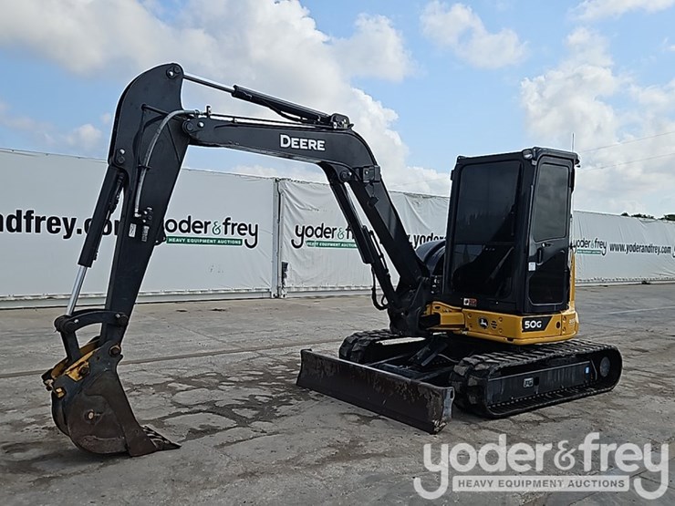 2023-deere-50g-image-1