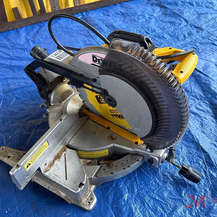 DEWALT CHOP SAW