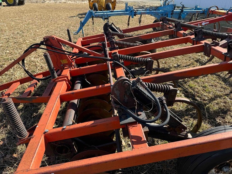 case-soil-controller-9-shank-image-14