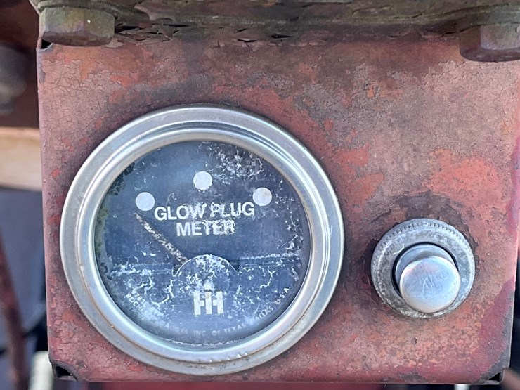 international-f706-image-7