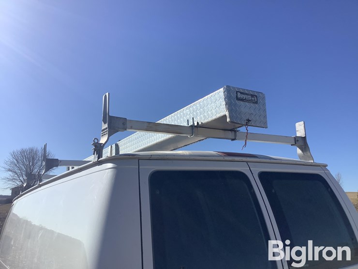 2013-ford-e250-image-11