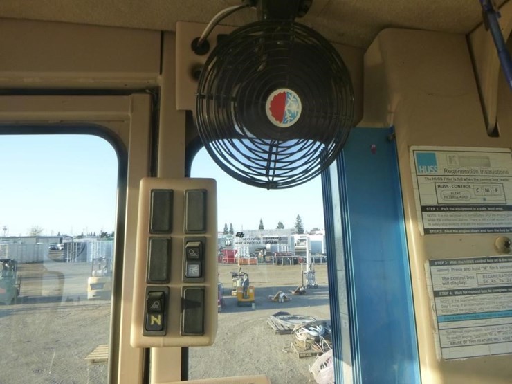 2006-caterpillar-143h-image-33