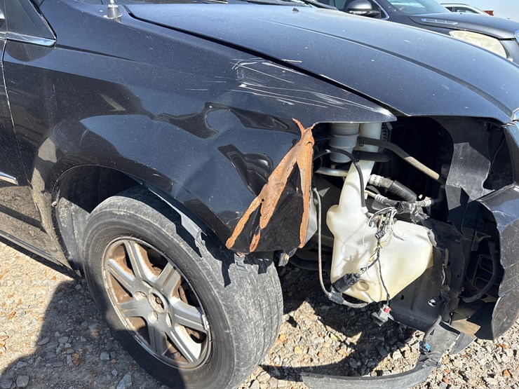 2009-chrysler-town-&-country-image-12