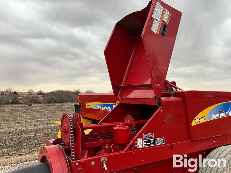 2011-new-holland-bc5070-image-16