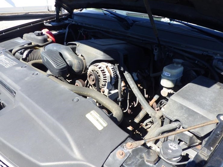 2009-cadillac-escalade-image-10