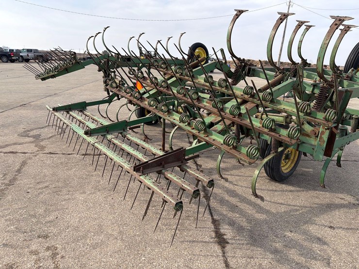 john-deere-1010-image-14