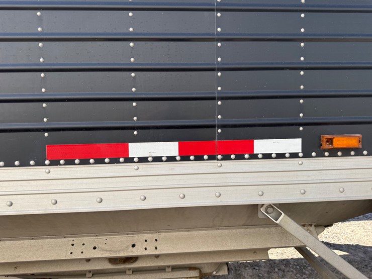 2015-timpte-hopper-bottom-image-54