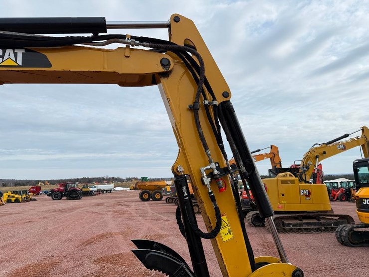 caterpillar-305e2-cr-image-30