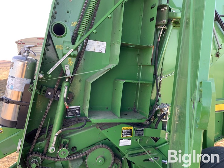 2015-john-deere-569-image-16