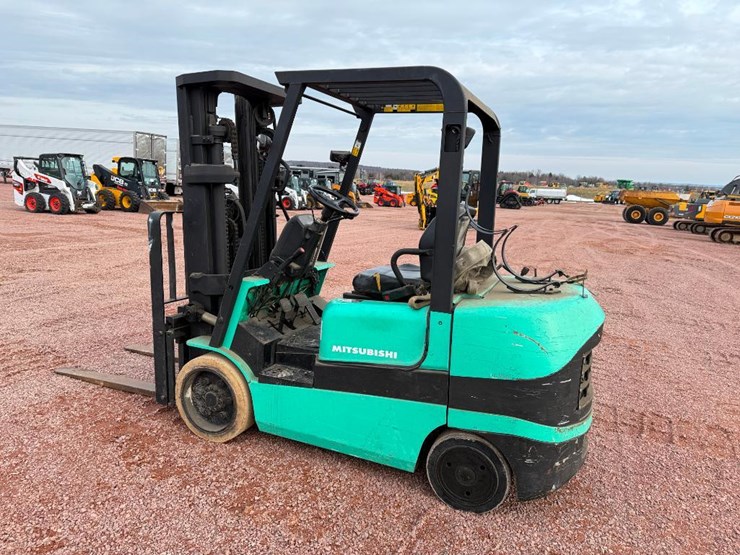 mitsubishi-fgc30k-image-6