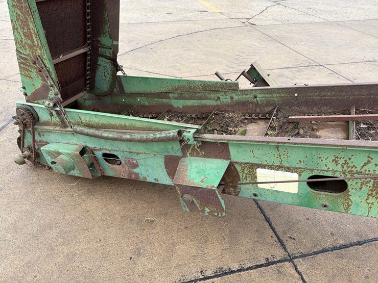 john-deere-350-image-15
