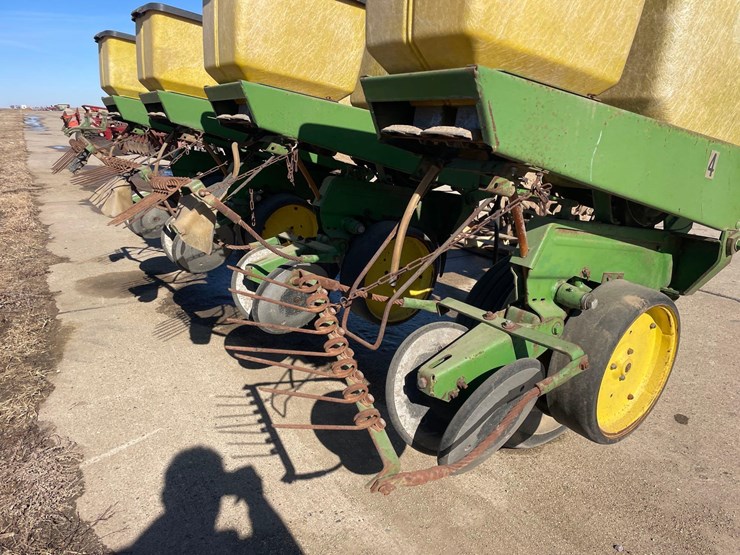 john-deere-7000-image-9