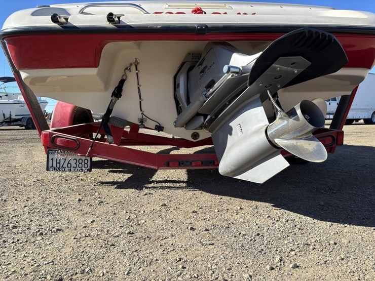 2000-unknown-trailer-image-60