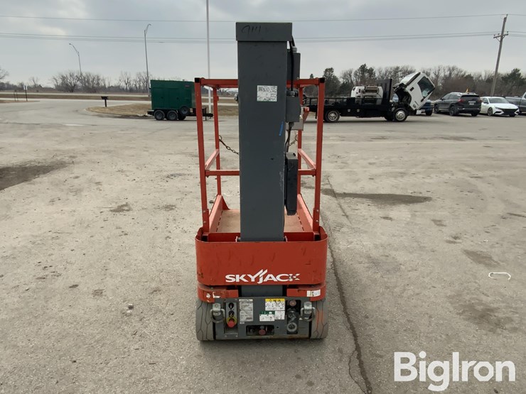 2017-skyjack-sj12-image-6