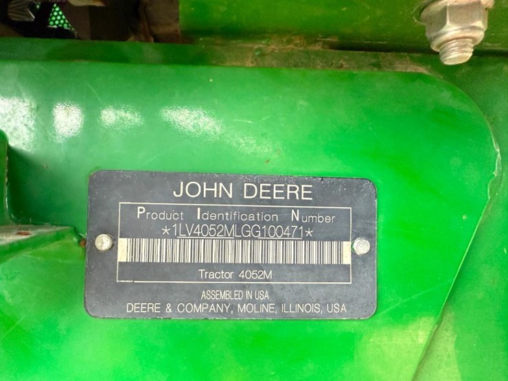 john-deere-4052m-image-60