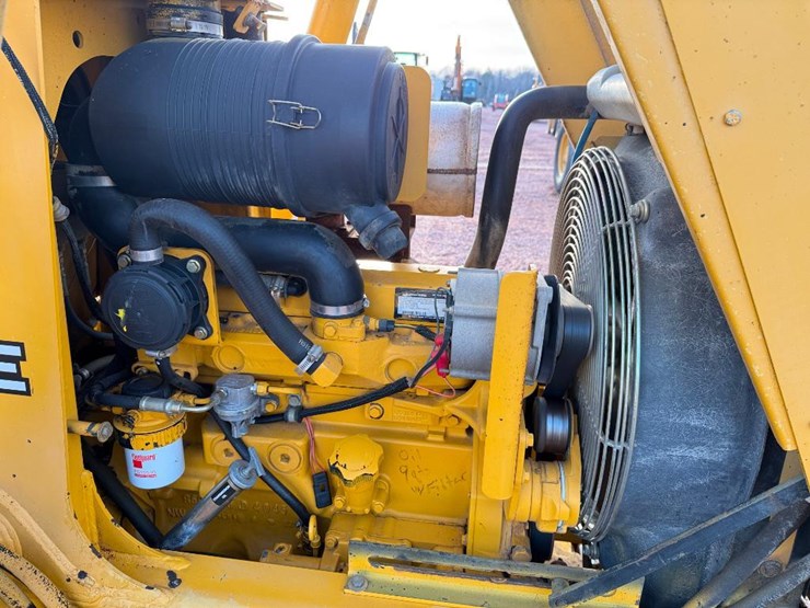 deere-210le-image-27