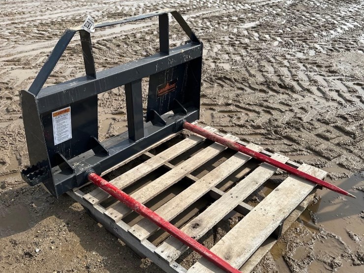 skidsteer-2-prong-bale-spear-image-1