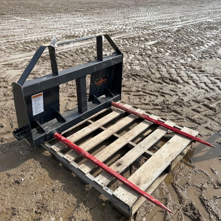 SKIDSTEER 2-PRONG BALE SPEAR