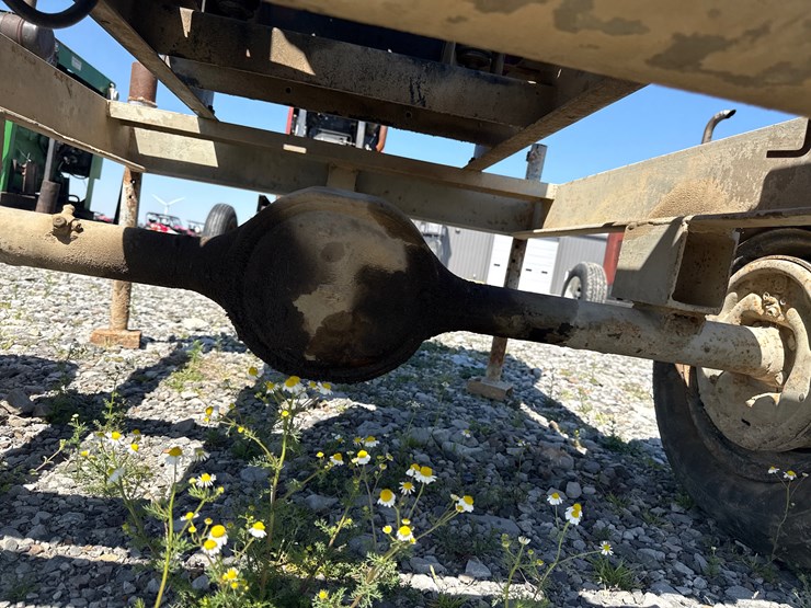 case-ih-6590-image-24