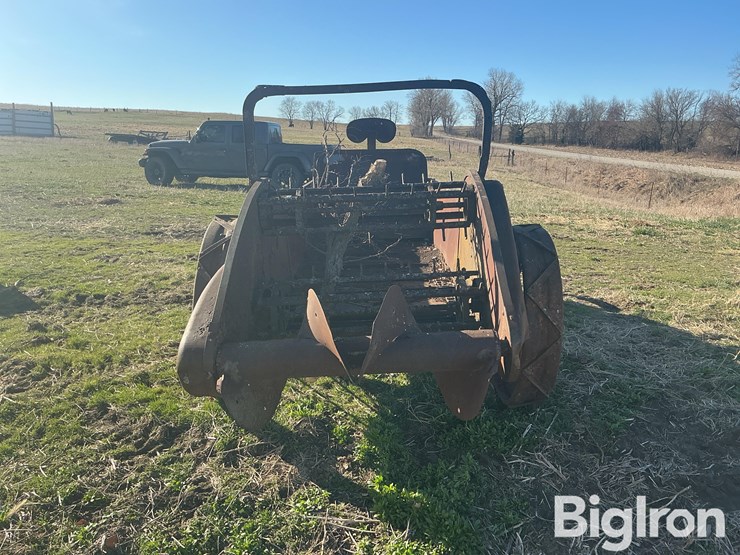john-deere-manure-spreader-image-6