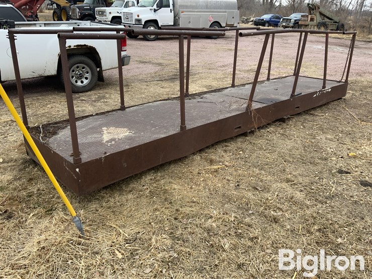 telehandler-20’-cat-walk-image-3