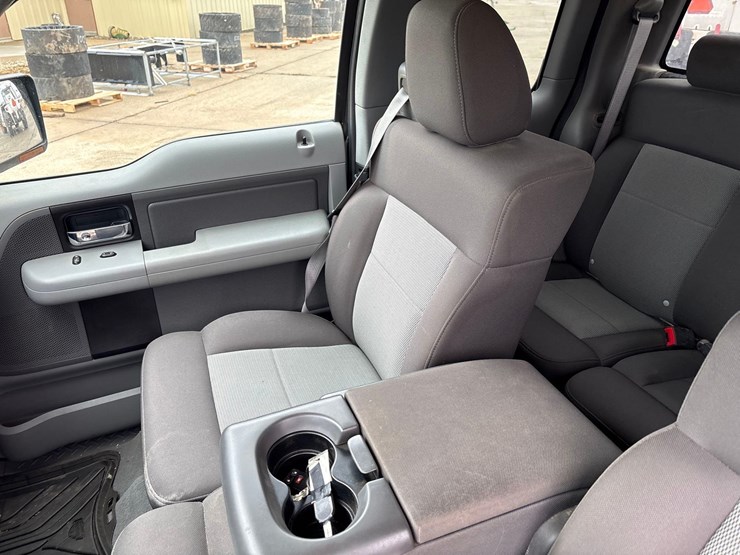 2006-ford-f150-xlt-image-30