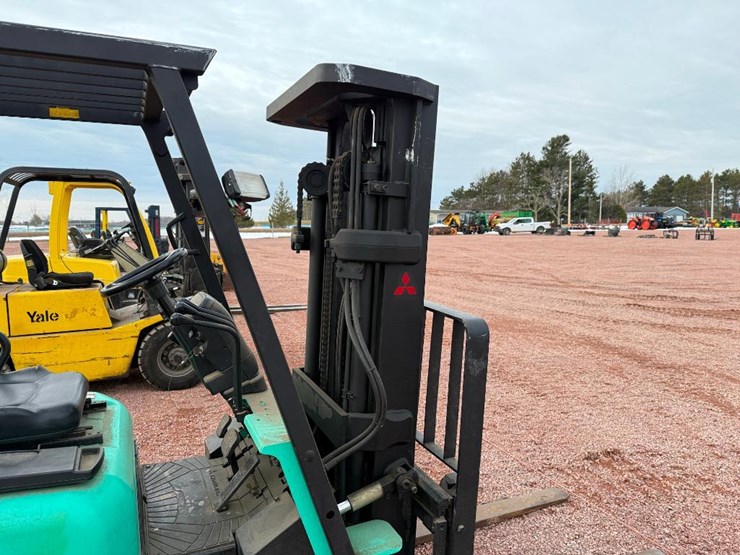 mitsubishi-fgc30k-image-28