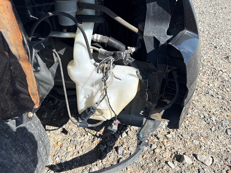 2009-chrysler-town-&-country-image-13