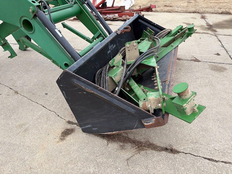 john-deere-10-image-10