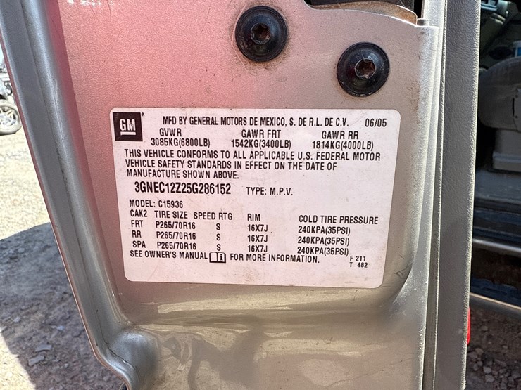 #5349-•-inop-2005-chevrolet-avalanche-pickup-3gnec12z25g286152-image-40