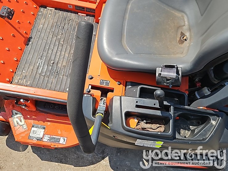 2024-kubota-z232-image-13
