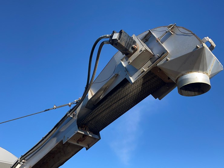 2004-caterpillar-c12-image-58