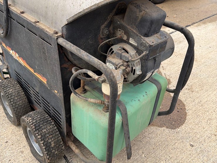 tnt-hot/cold-waterpower-washer-image-3