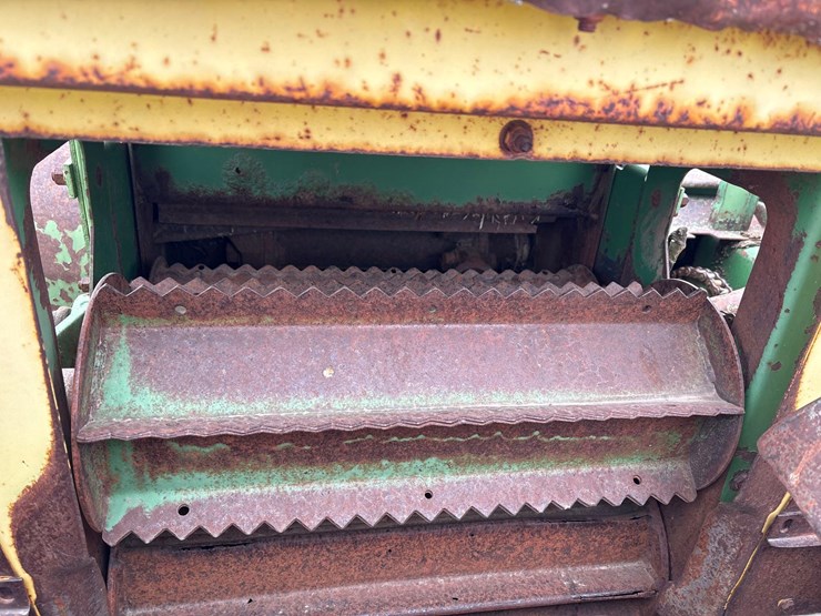 john-deere-3800-image-18