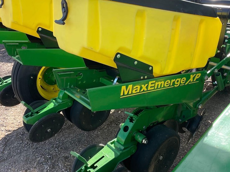 2012-john-deere-1760-image-24