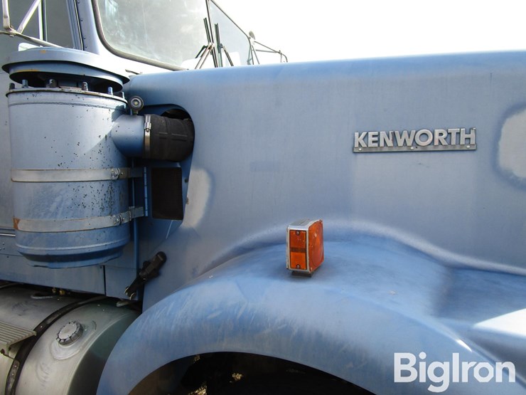 1984-cummins-855-image-17