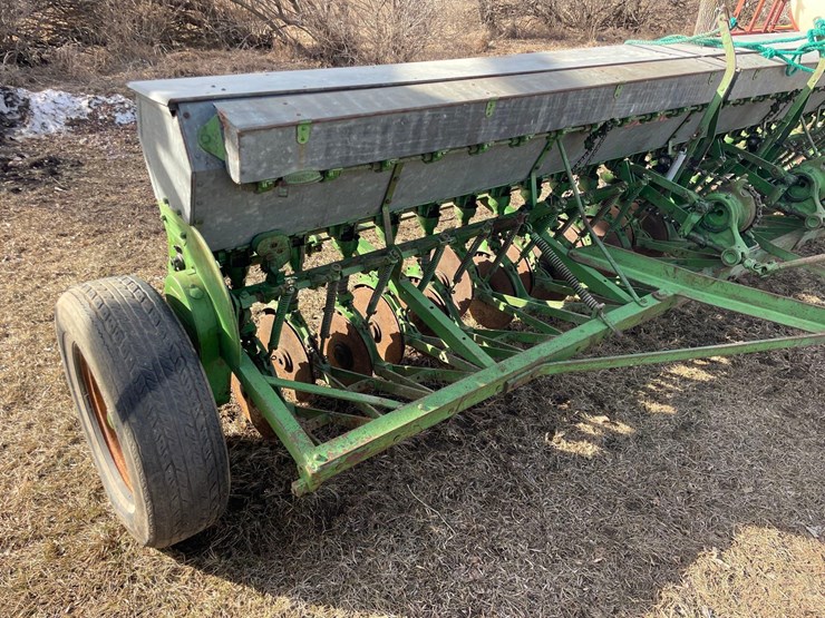 john-deere-grain-drill-image-6