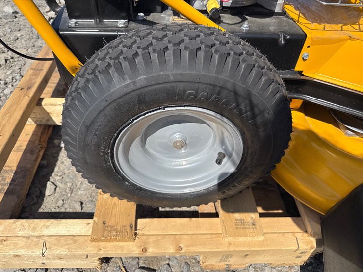 #33-•-unused-dewalt-dw33-33"-walk-behind-zero-turn-mower-12ae764b038-inv#-41235-image-13