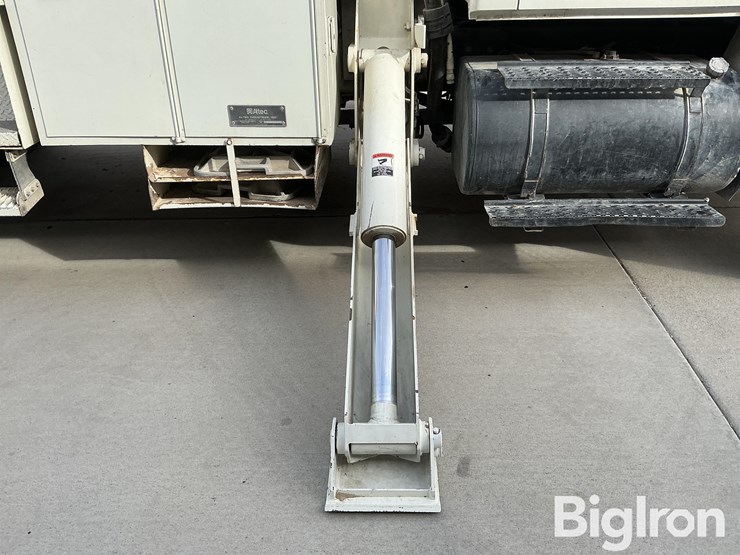 2005-international-durastar-4400-image-17