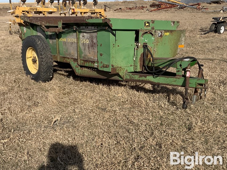 john-deere-350-image-3